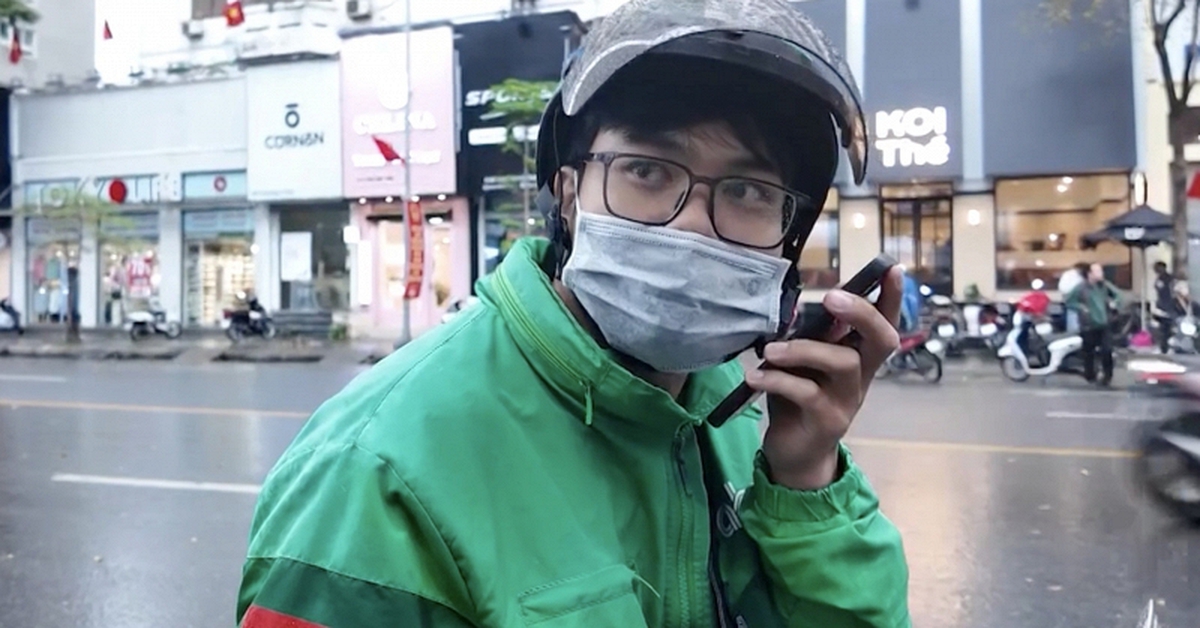 Từng 6 năm làm lập trình với mức lương trong mơ, cựu sinh viên Bách khoa bỏ việc để chạy xe công nghệ