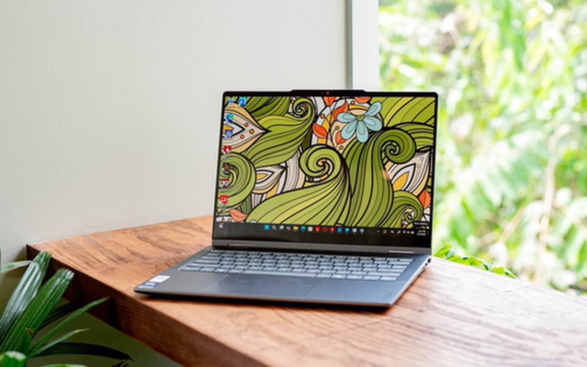 Cận cảnh Lenovo Yoga 7i 2-in-1 Gen 11: Tích hợp Intel Core Ultra thế hệ 3, 32GB RAM, đa dụng mạnh mẽ nhưng vẫn có điểm cần lưu ý