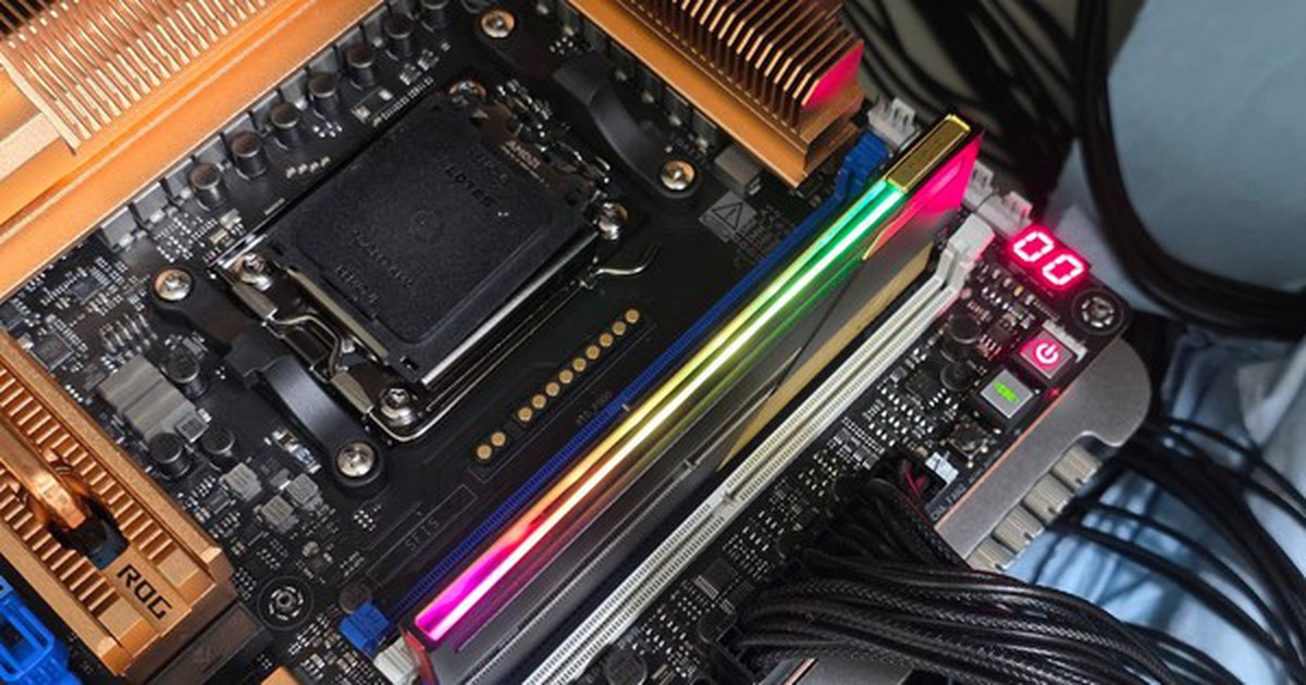 ASUS lần đầu làm RAM thương hiệu ROG, mừng 20 năm dòng sản phẩm gaming