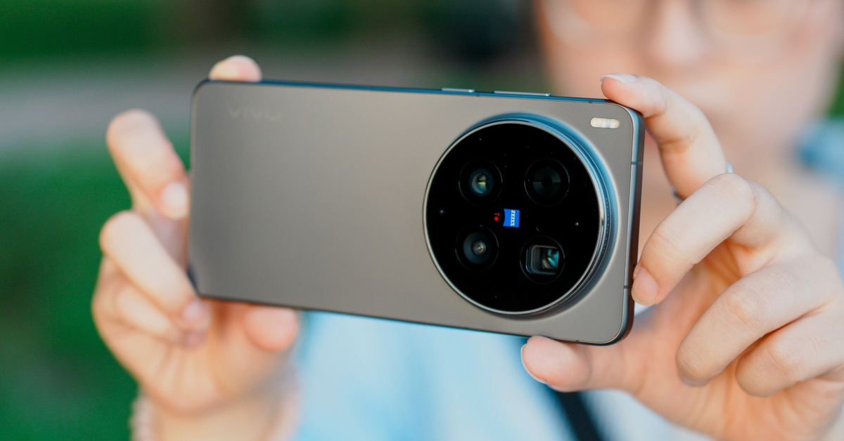1 tuần dùng vivo X300 Ultra: Hãy gọi nó là "máy ảnh có SIM"!