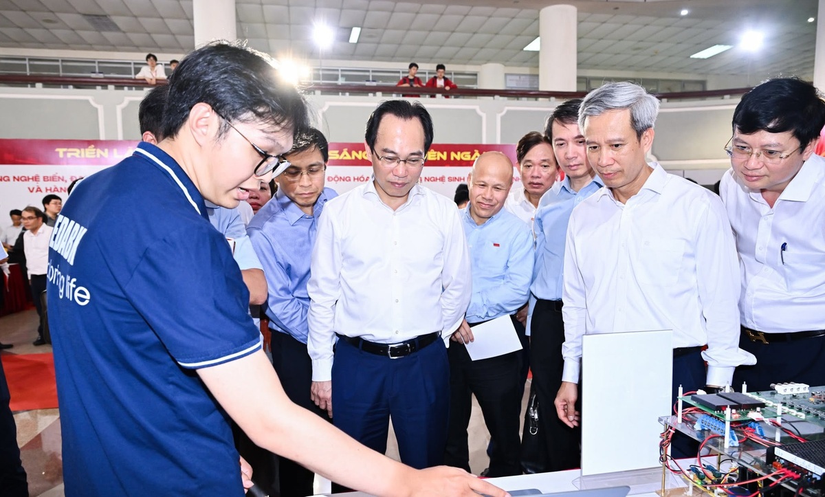 Đại học Bách khoa Hà Nội đưa Việt Nam lên bản đồ Design Factory toàn cầu