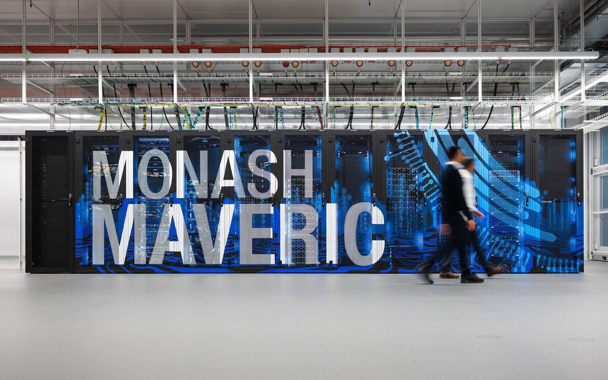 Từ ung thư da đến hình thành vũ trụ: Đại học Monash đưa siêu máy tính AI MAVERIC vào phục vụ nghiên cứu khoa học