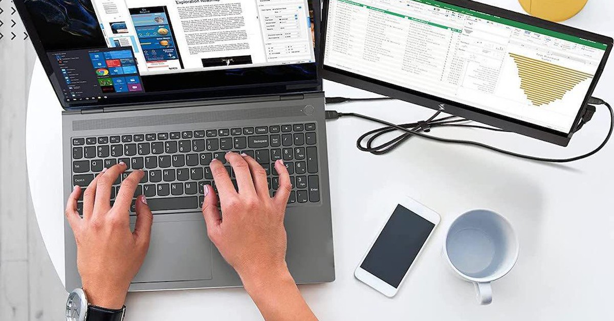 Dùng laptop nhiều năm, nhiều người vẫn bỏ qua 1 chi tiết khiến cổ và vai đau âm thầm