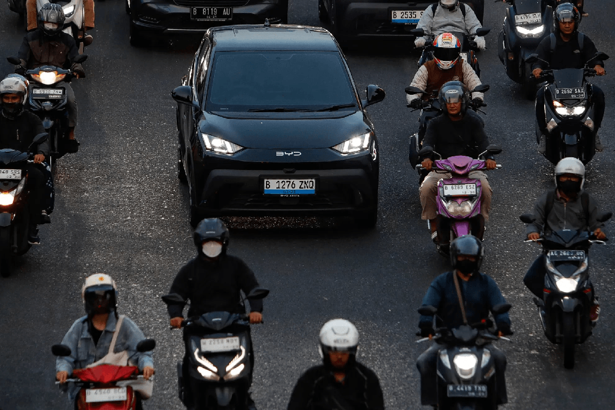 Xe điện Trung Quốc đang lâm vào cảnh tàn nhẫn nhất: “Chúng đang tự ăn thịt chính mình"
