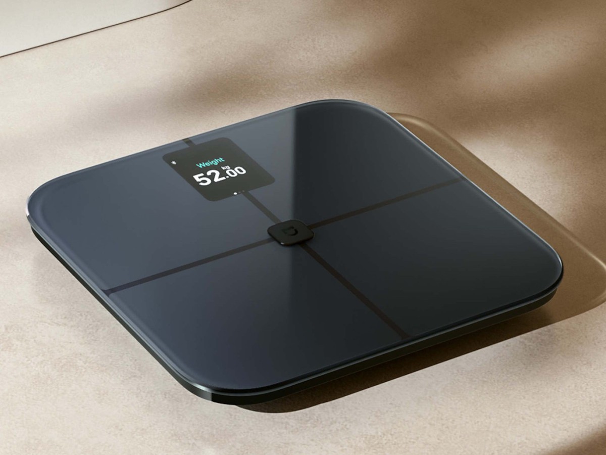 Xiaomi bán cân thông minh đo chỉ số cơ thể, chất liệu mới dùng dễ hơn, có màn hình, pin 150 ngày
