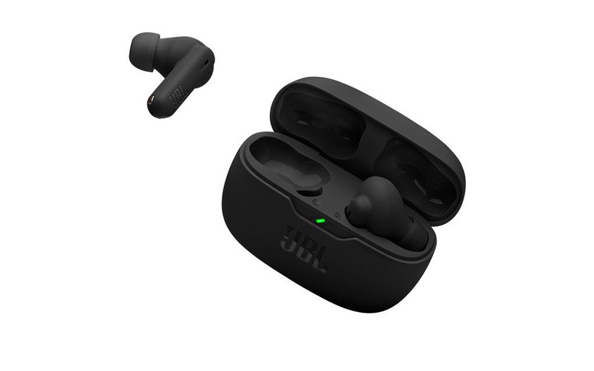 JBL Wave Beam 2 sau sáu tháng: Pin và kết nối thay đổi ra sao?