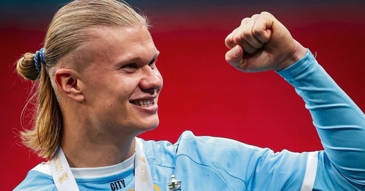 Dây buộc tóc của Erling Haaland "sốt" toàn cầu