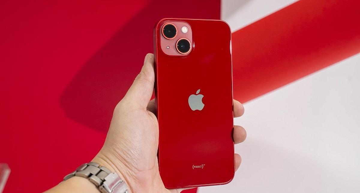 Một mẫu iPhone giảm hơn nửa giá, chỉ còn hơn 11 triệu đồng
