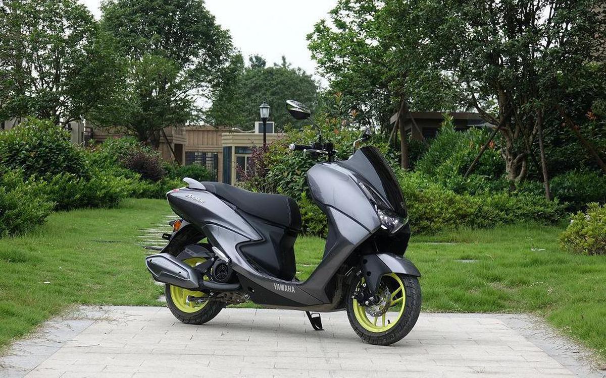 Yamaha Avenue 125 ra mắt phiên bản mới, trang bị phanh ABS Bosch quyết tâm đe dọa ngôi vương của Honda Lead