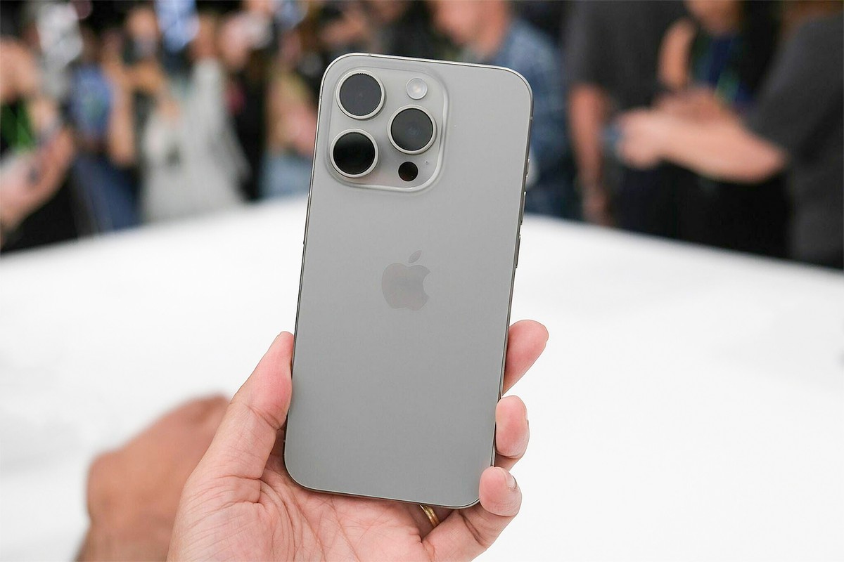 Mẫu iPhone từng có giá 35 triệu đồng nay giảm sâu, chỉ còn từ 17 triệu