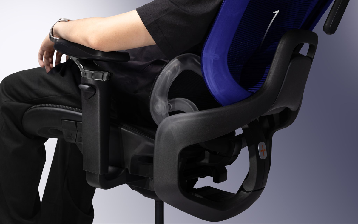 HyperWork ra mắt ghế công thái học Flow: Tựa lưng kép, ngả sâu tới 150 độ