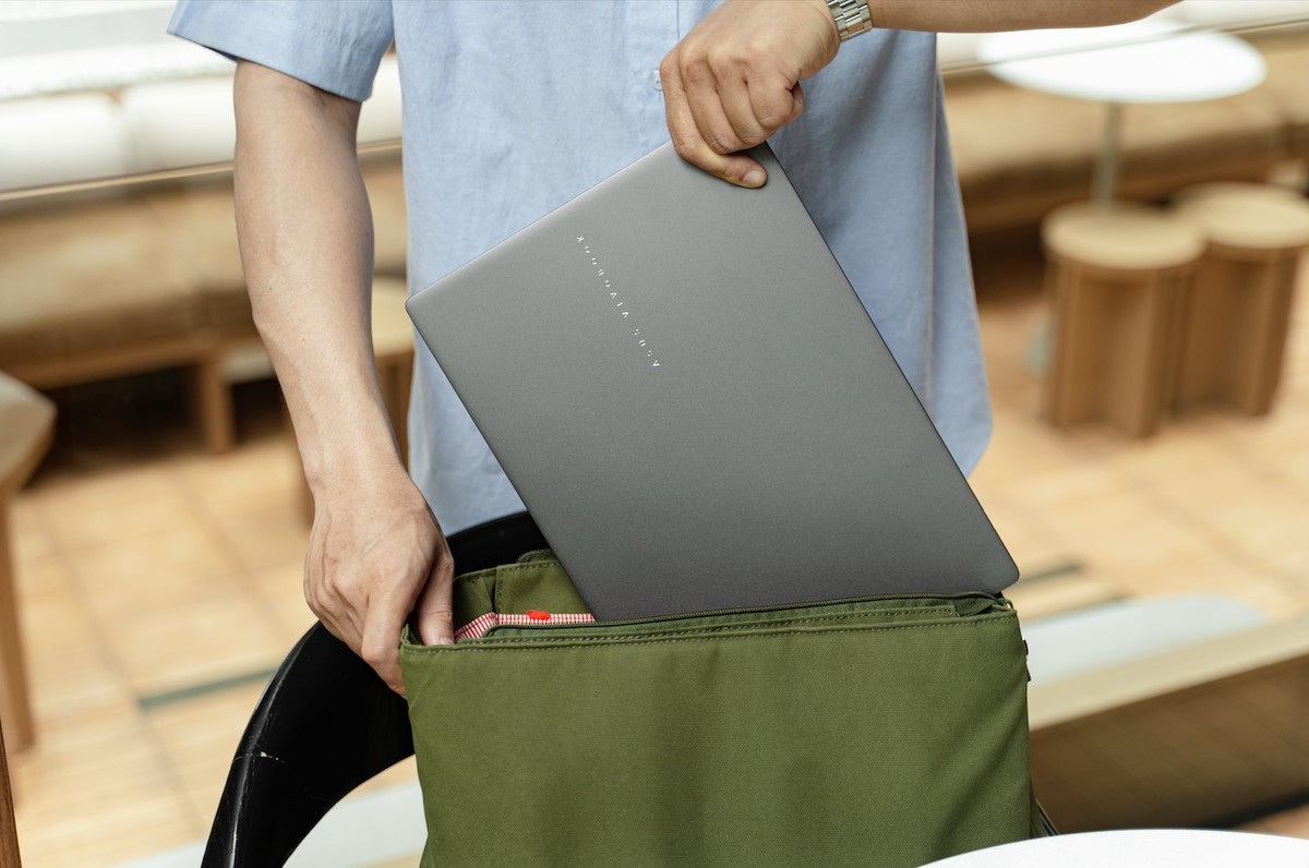 Một chiếc laptop, bốn năm đại học và bài toán của sinh viên mùa tựu trường