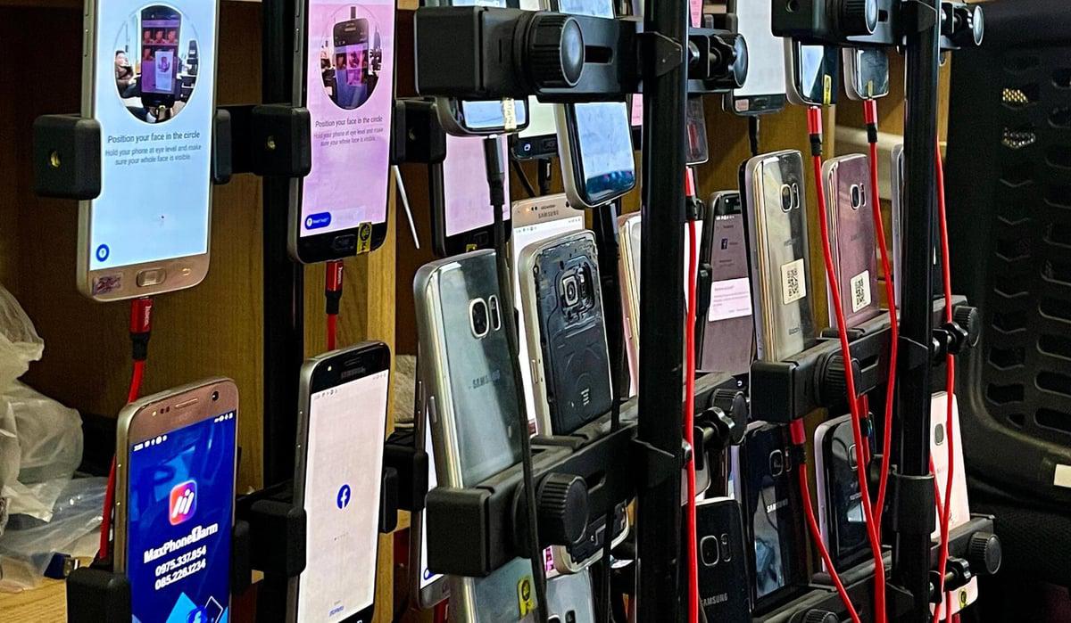 Thao túng tương tác mạng xã hội bằng phonefarm tích hợp AI ngày càng tinh vi