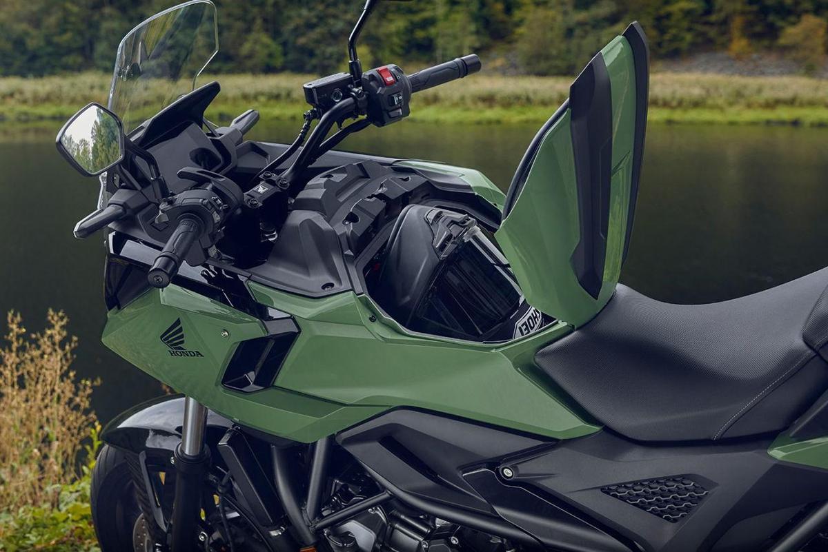 Honda NC750X 2027 ra mắt với cốp xe như tay ga cùng hộp số DCT khiến Honda SH ghen tị