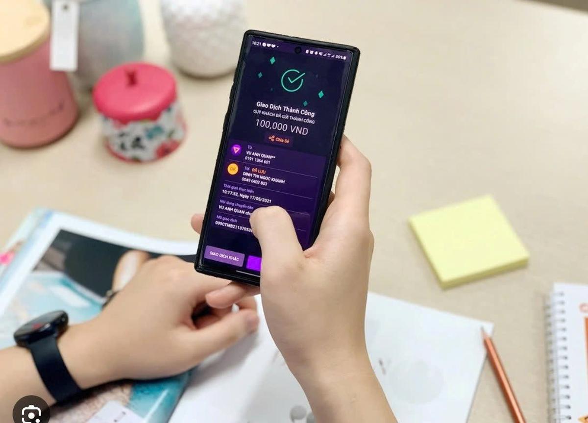 Sau ngày 31/8, một ngân hàng có thể từ chối giao dịch rút/chuyển tiền online của khách hàng trong trường hợp sau