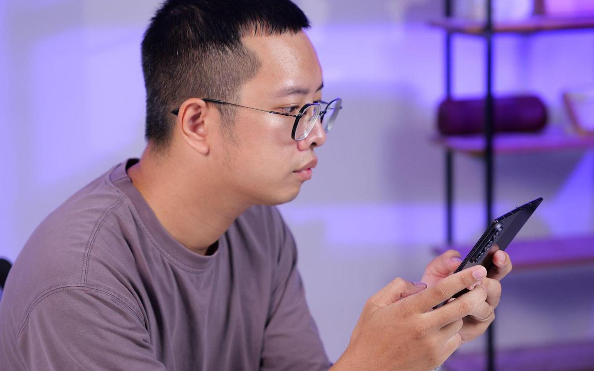 Reviewer: Galaxy Z Fold8 Ultra đã xóa bỏ định kiến lớn nhất về điện thoại gập