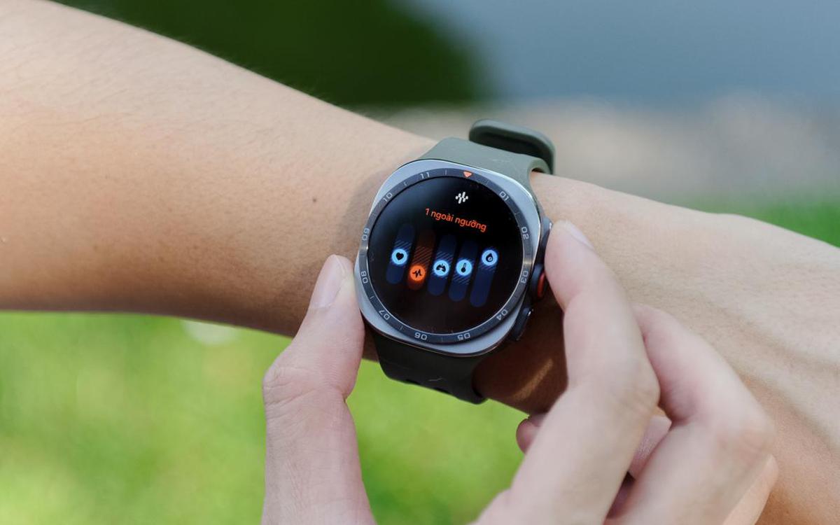 Galaxy Watch9 và Watch Ultra2 dùng AI chấm điểm sức khỏe tim mạch như thế nào?