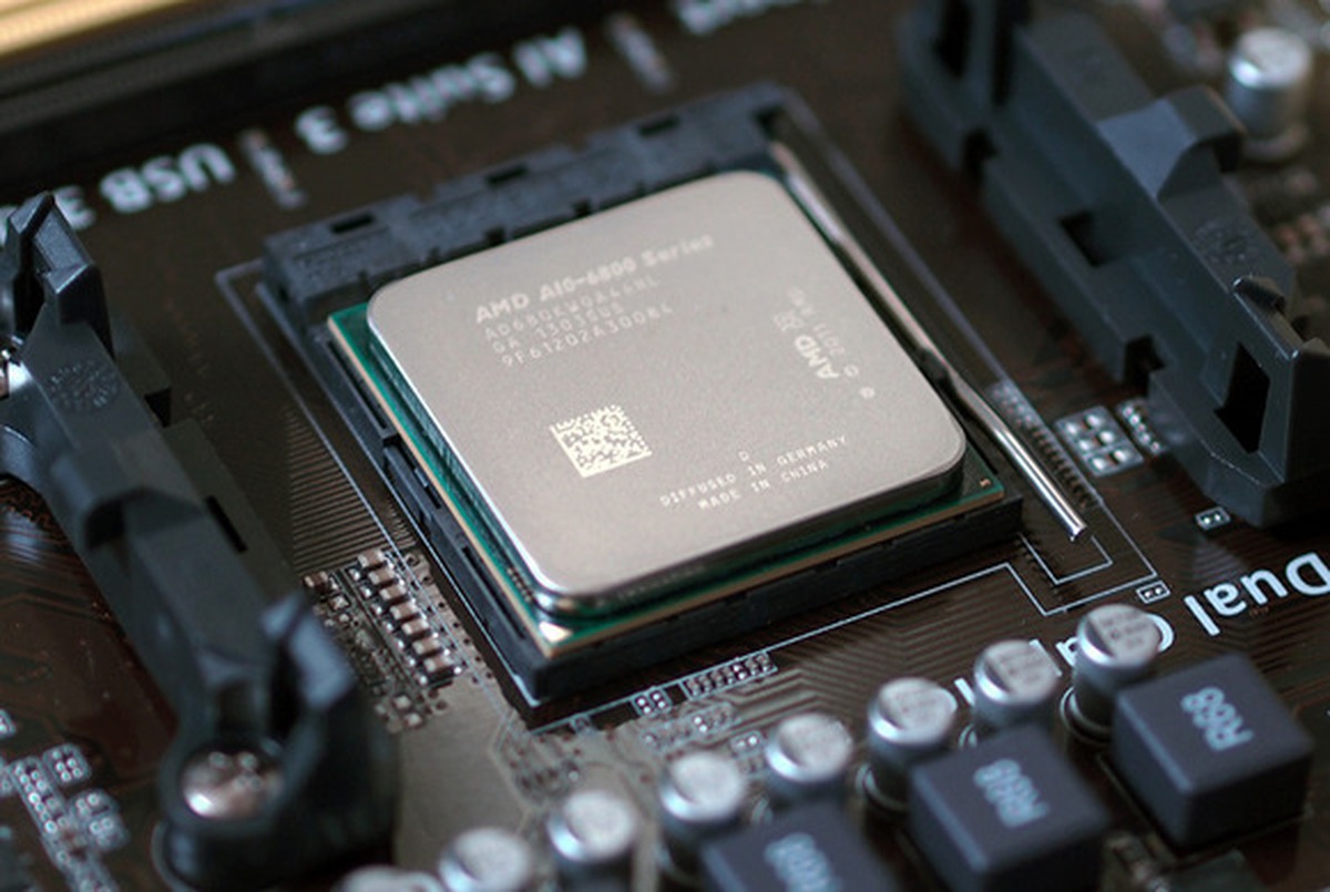 AMD công bố dự án chip SkyBridge kết hợp giữa ARM và x86