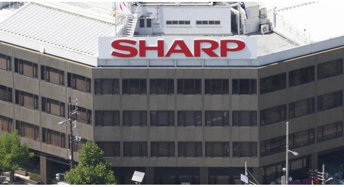 Tượng đài Sharp của Nhật Bản đang thoi thóp chờ chết?