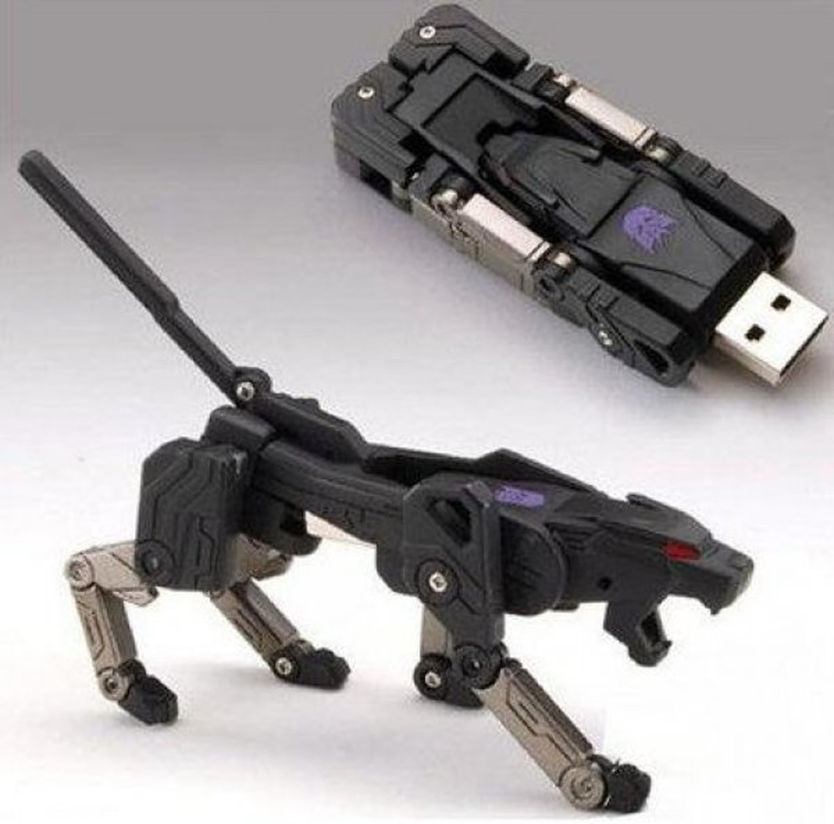 16 chiếc USB chỉ cần nhìn thôi bạn cũng thèm muốn