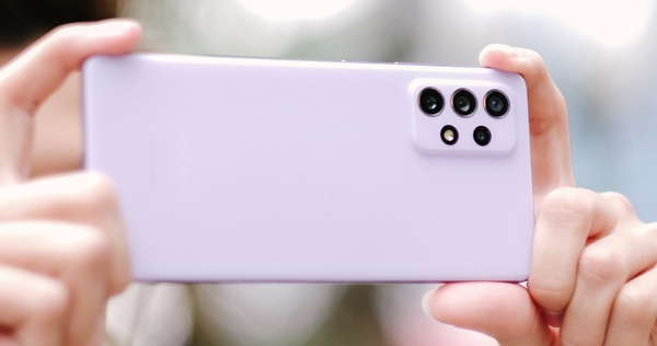 What is interesting about the four cameras on the Galaxy A72?
