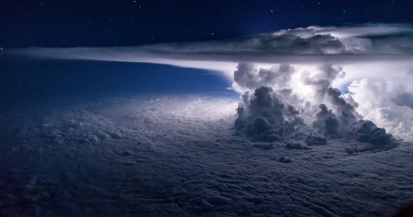 The dangers of the world’s coldest thunderstorm cloud appear in the Pacific Ocean