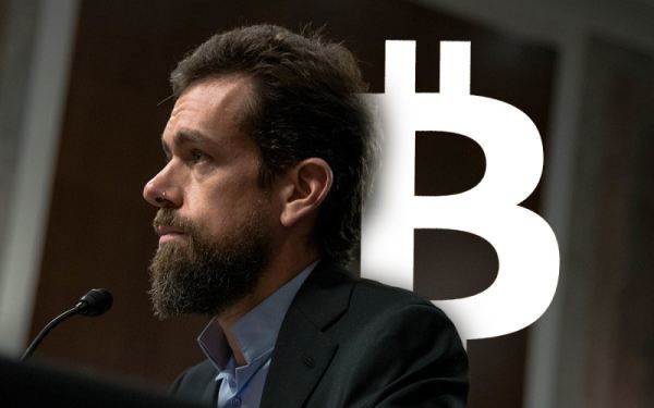 The strange move of Twitter CEO on the birthday of “father of Bitcoin”