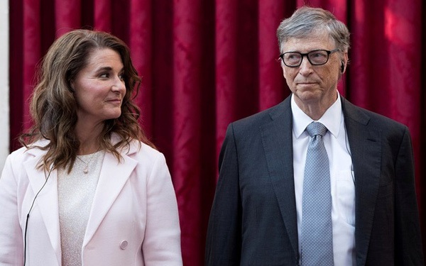 Formerly known as a ‘wife addict’, not afraid to wash dishes, take his children to school, Bill Gates ended his 27-year marriage by saying ‘no longer believe the two can go together’