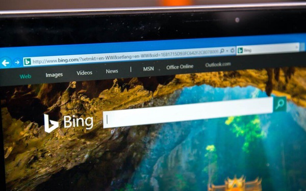 Microsoft continues to “suggest” Edge users to switch their default browser to Bing