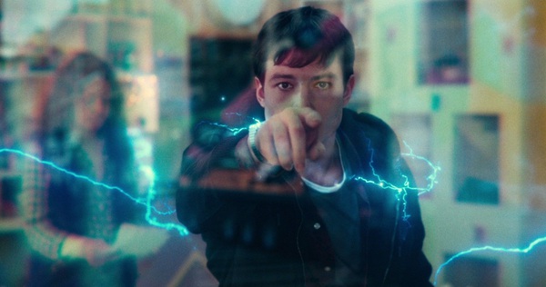Physicist “catches” unscientific errors in Flash’s cool pitch in Justice League Snyder Cut