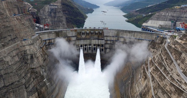 Bitcoin miners fled, causing hydroelectric dam in China to fail, so they had to sell it on the Internet