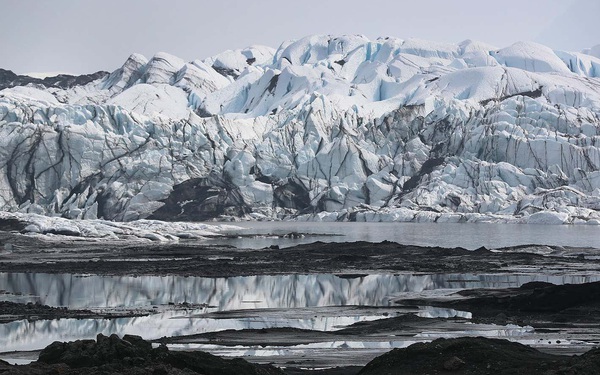 Alaska witnessed an unprecedented heat wave, creating a 2.7-magnitude “Ice quake”