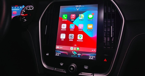 3 years after launch, VinFast has finally updated Apple CarPlay for luxury cars Lux A & Lux SA