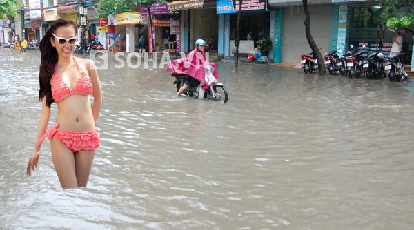 Cư dân mạng thi nhau chế ảnh Hà Nội mưa lụt 8