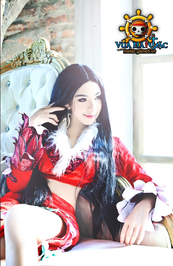 Hot girl Việt bất ngờ đóng cosplay Boa Hancock 12