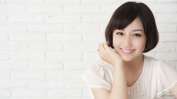 Mio Uema: Gravure Idol với nụ cười quyến rũ 28