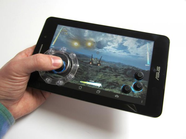 Những món gaming gear dành cho 'game thủ' smartphone 5