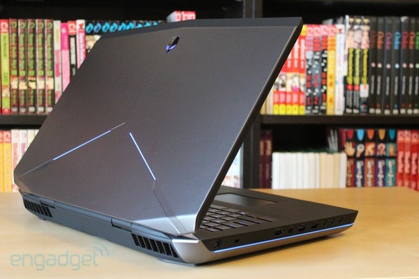 Chiêm ngưỡng bộ đôi laptop chơi game Alienware 14 và 17 9