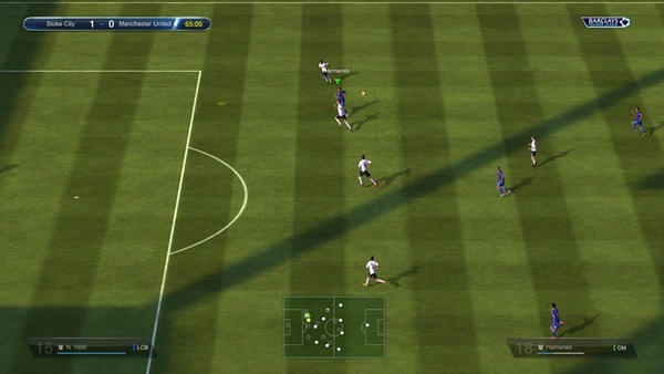 FIFA Online 3 bị phàn nàn vì “quá thật” 3