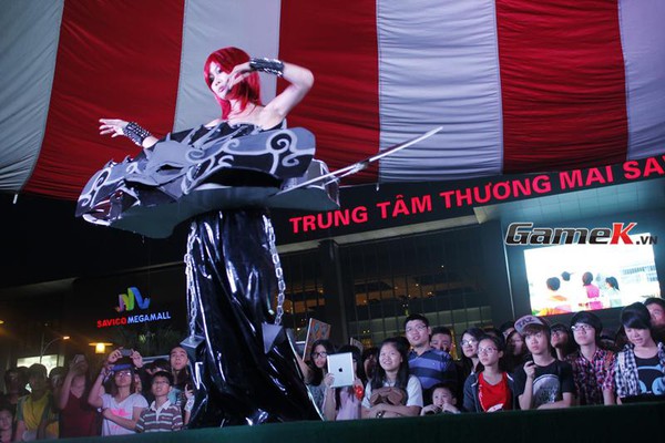 Cosplay LoL tuyệt đẹp trong Festival tại Hà Nội 15