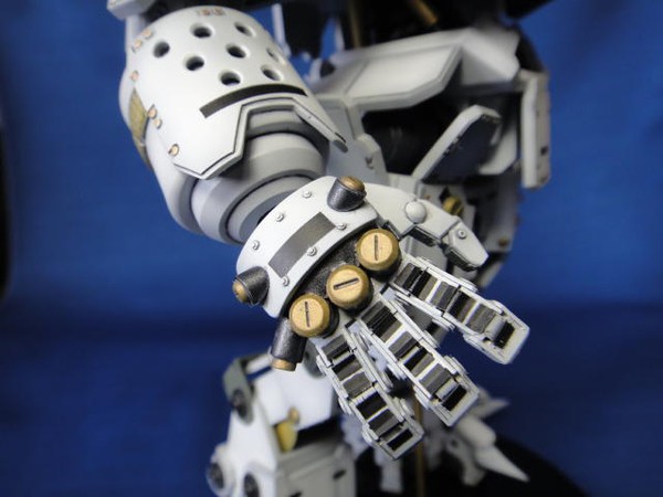 Mô hình người máy tự chế tuyệt đẹp của Titanfall 16