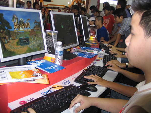 Game lậu đầu độc văn hóa giới trẻ Việt 3