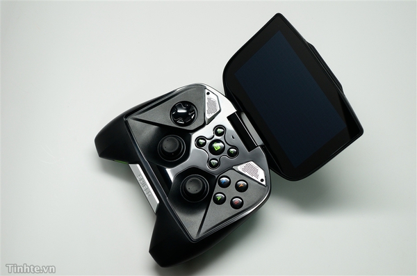 Thực tế máy chơi game nVidia Shield 2