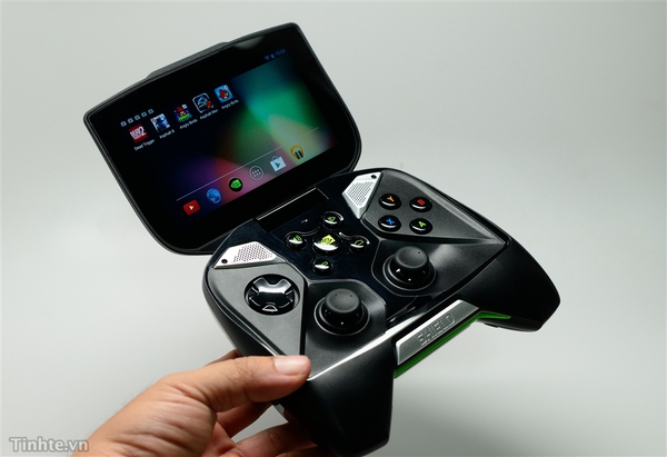 Thực tế máy chơi game nVidia Shield 1