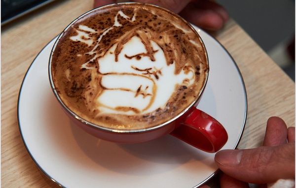 Ngỡ ngàng khi "uống nhầm" Luffy trong tách coffee 3