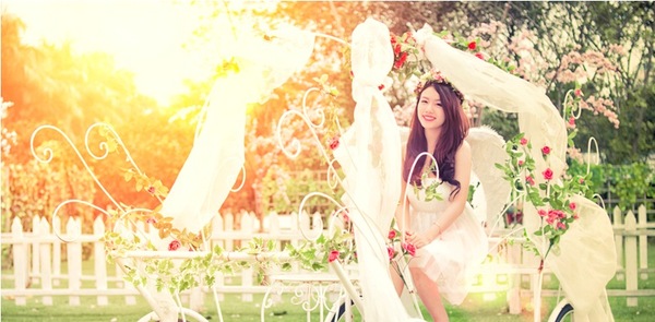Hot girl Linh Miu hoá thiên thần trong Thần Tài Dự Đoán 4