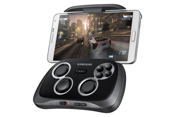 Samsung tung ra tay cầm chơi game cho smartphone 1