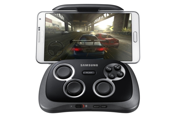 Tay cầm chơi game Samsung đi kèm Galaxy Tab 3 6