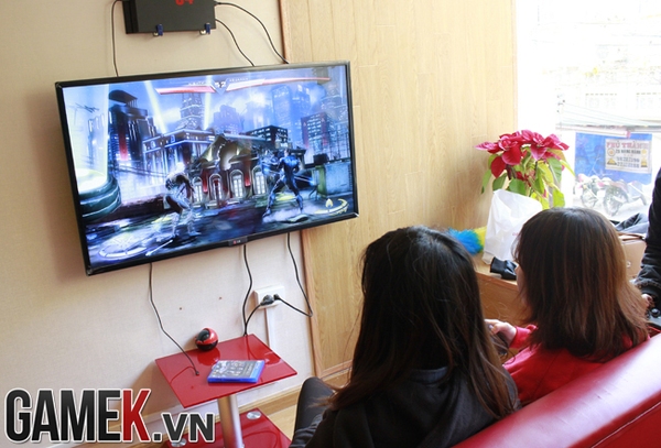 Tham quan cửa hàng PS4 đầu tiên ở Hà Nội 23