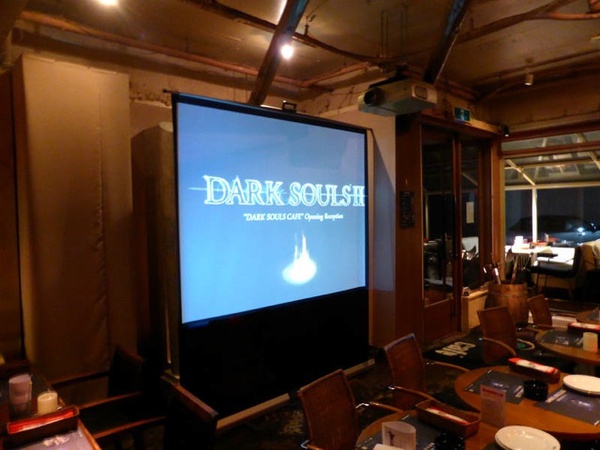 Tham quan quán cafe Dark Souls tại Nhật Bản 11
